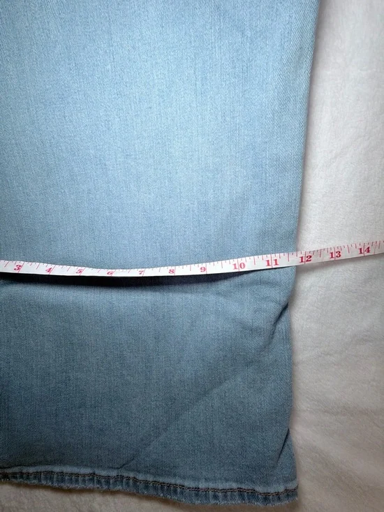 American Eagle Outfitters Pale Blue Wide-Leg Denim Jeans - Picture 8 of 8